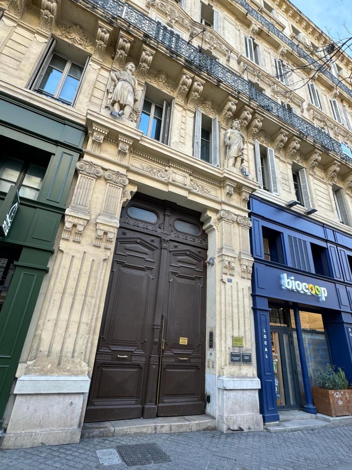 Appartemment Rue De La Republique, Joli Et Moderne Au Coeur Du Centre Marseille Exteriér fotografie